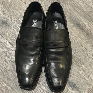 Reaction Kenneth Cole Black Leather Loafers